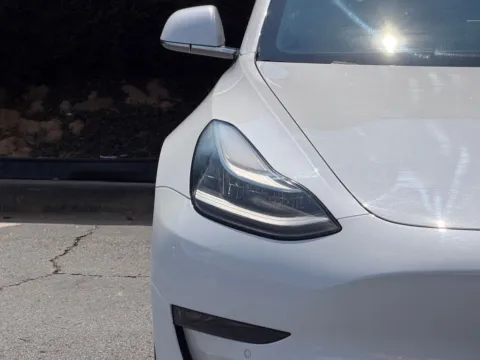 More photos of 2018 Tesla Model 3 at Gravity Autos Sandy Springs, GA