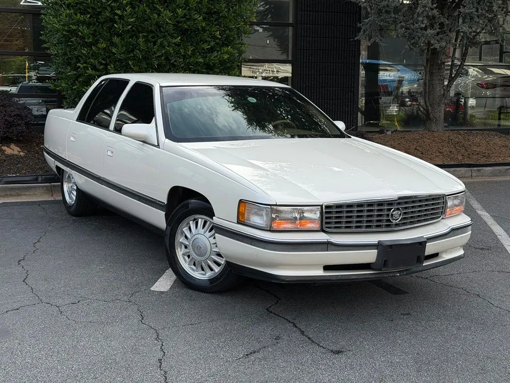 Cadillac DeVille photo 7