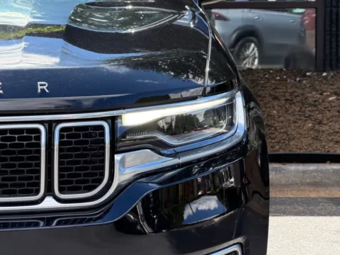 More photos of 2022 Jeep Wagoneer Series II at Gravity Autos Sandy Springs, GA