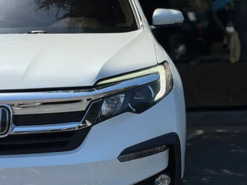 More photos of 2020 Honda Pilot EX-L at Gravity Autos Sandy Springs, GA