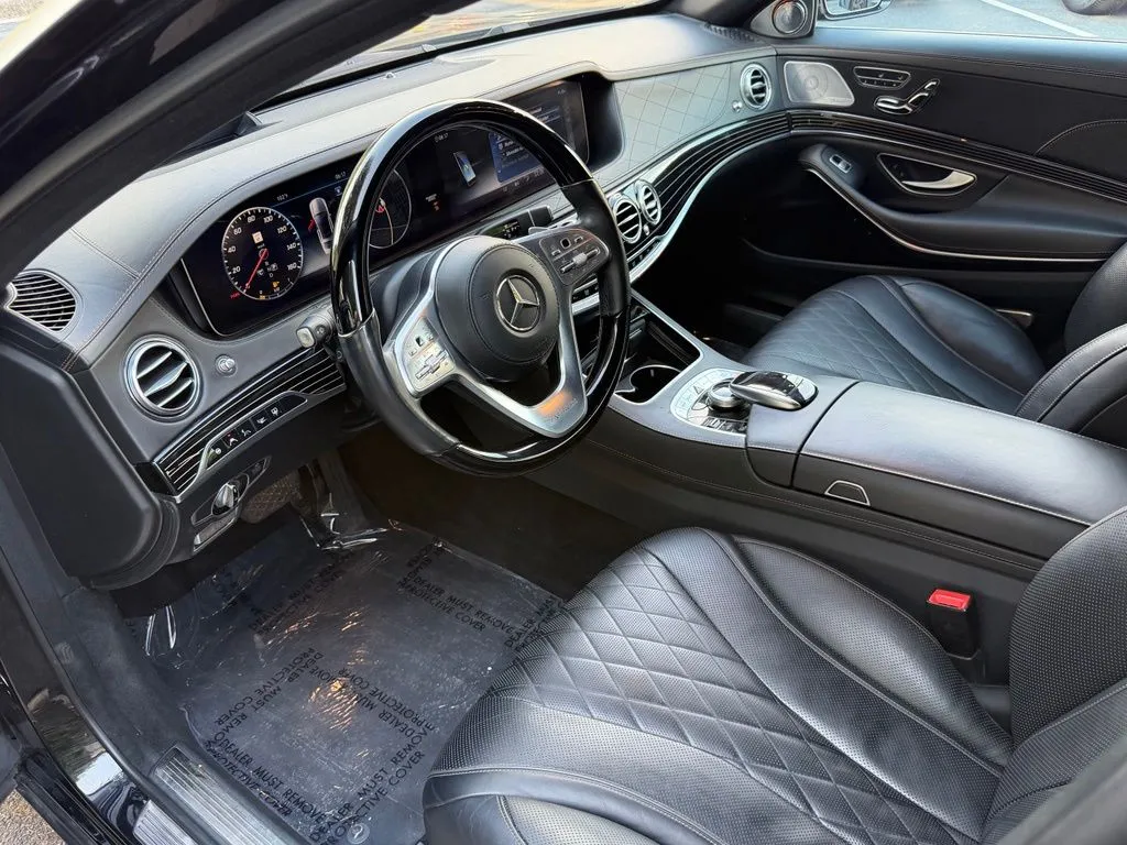 Mercedes-Benz S-Class photo 24