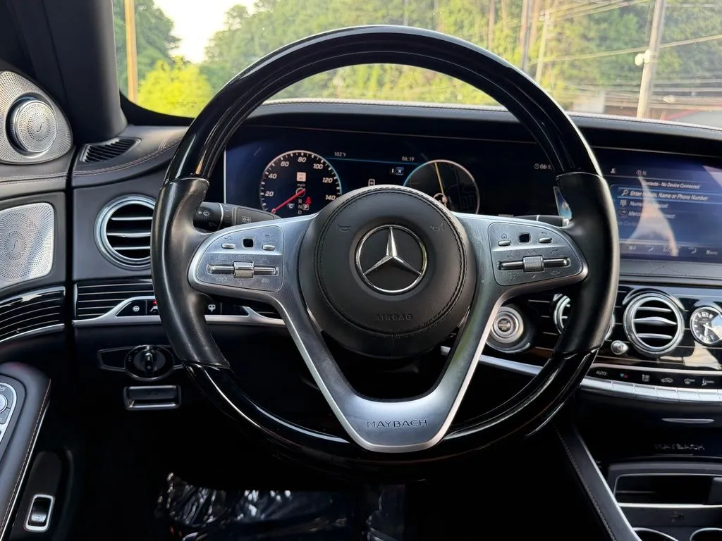 Mercedes-Benz S-Class photo 42