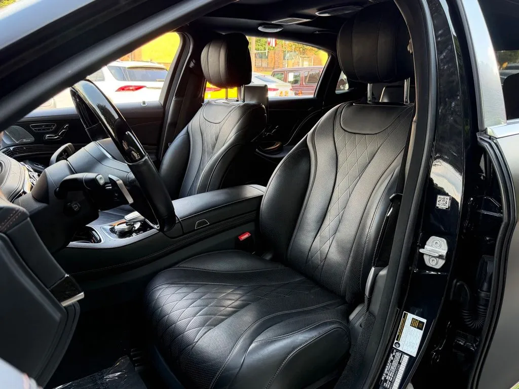 Mercedes-Benz S-Class photo 26