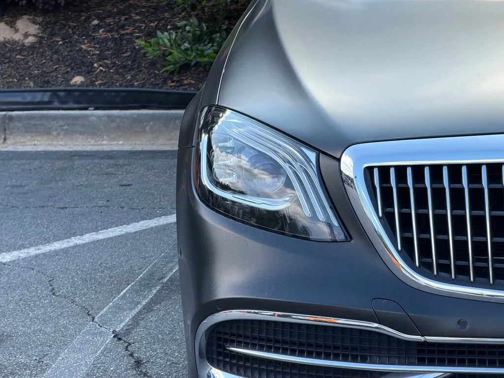 Mercedes-Benz S-Class photo 4