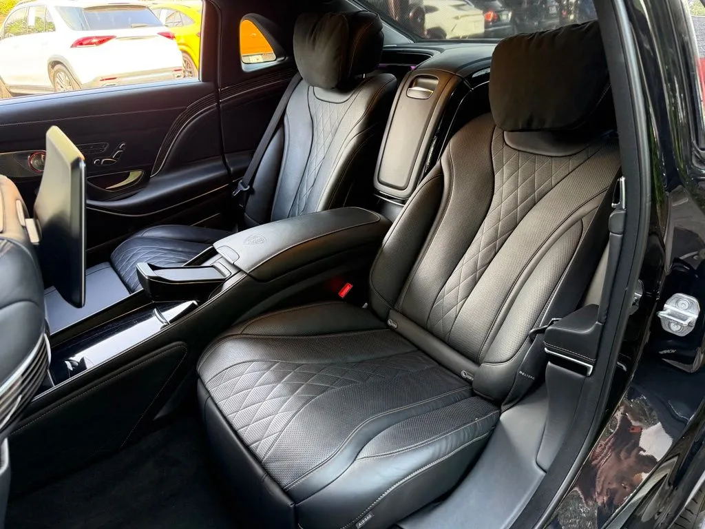 Mercedes-Benz S-Class photo 31