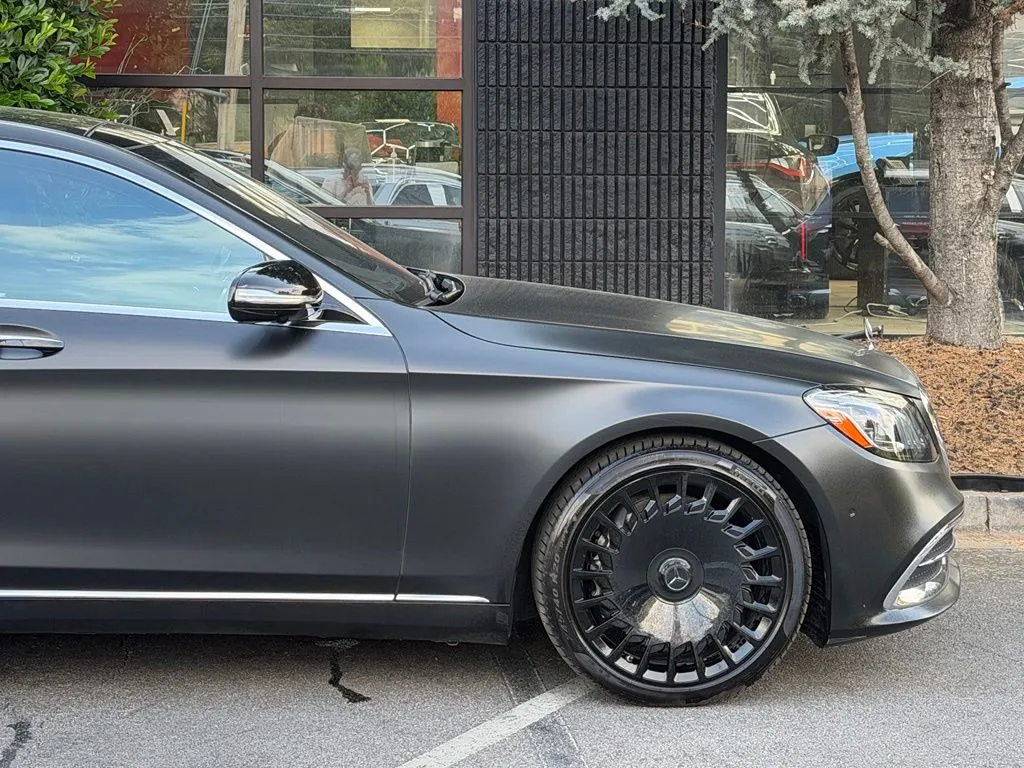 Mercedes-Benz S-Class photo 23