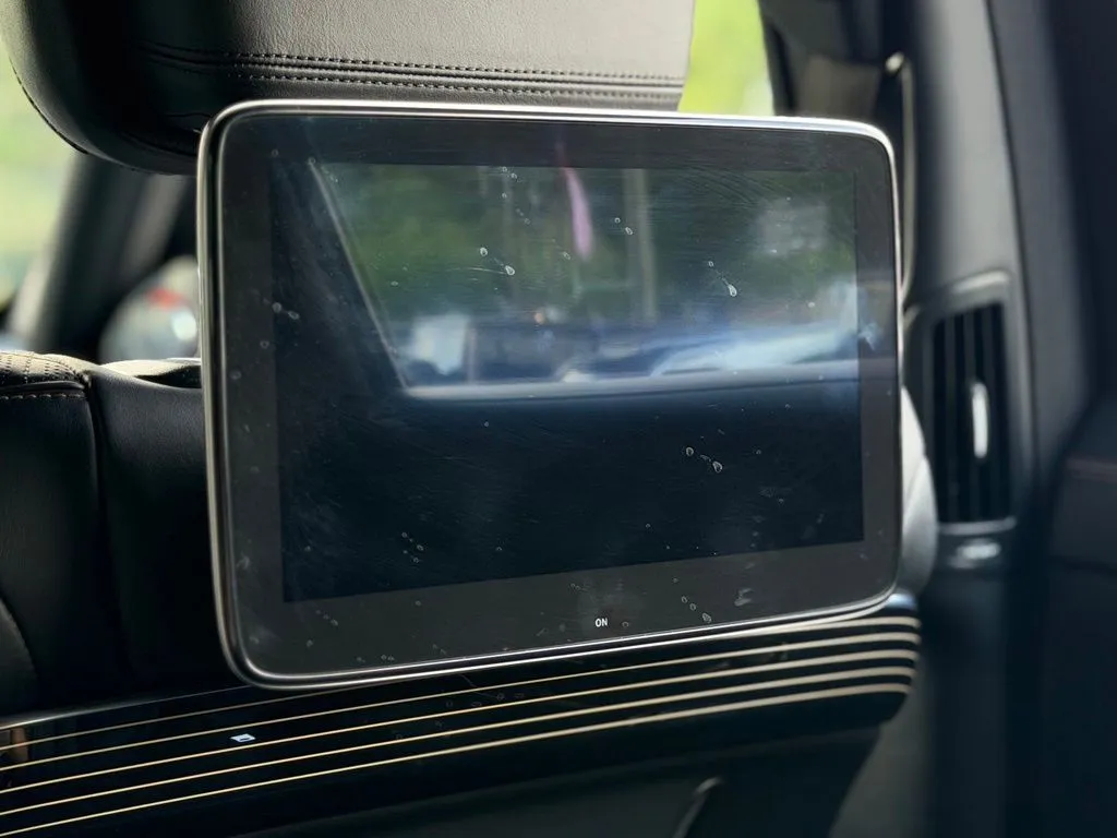 Mercedes-Benz S-Class photo 51