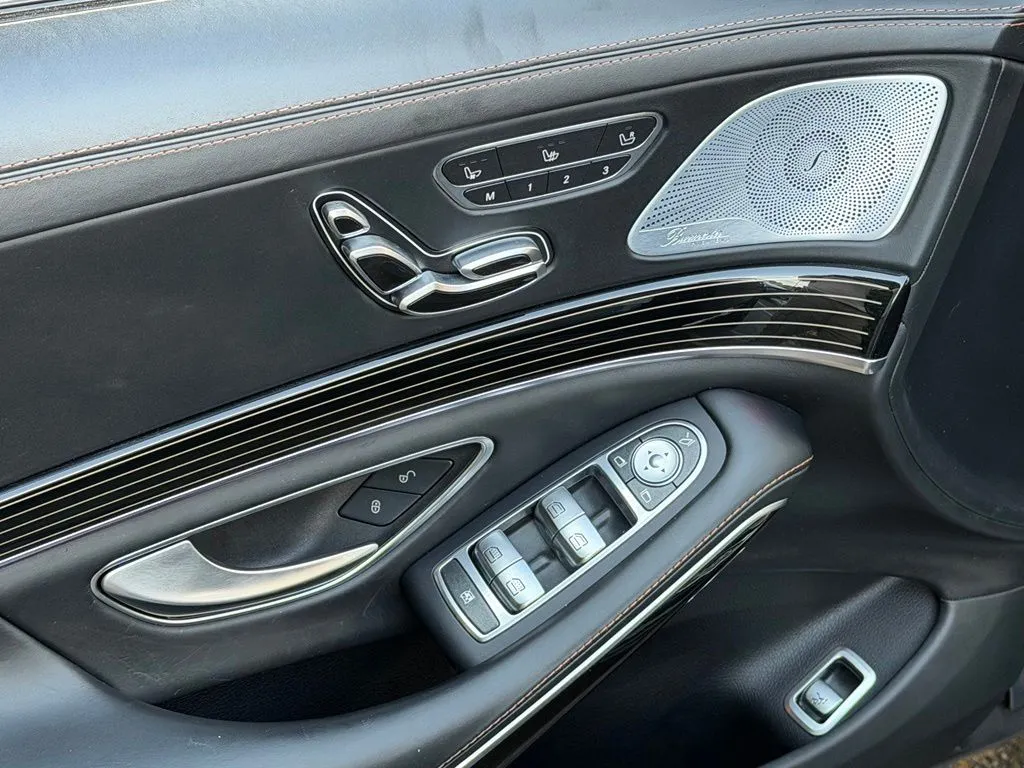 Mercedes-Benz S-Class photo 29
