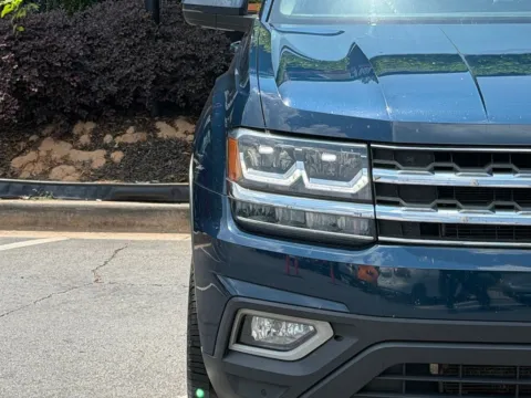 More photos of 2018 Volkswagen Atlas SEL Premium at Gravity Autos Sandy Springs, GA