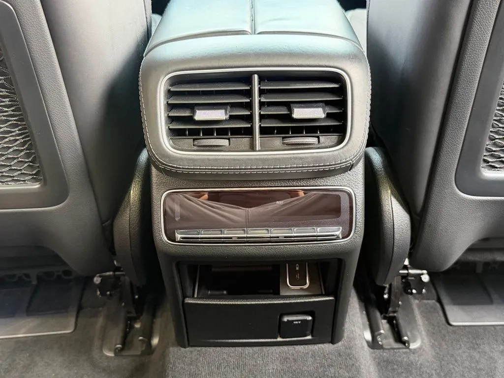 Mercedes-Benz GLE photo 46