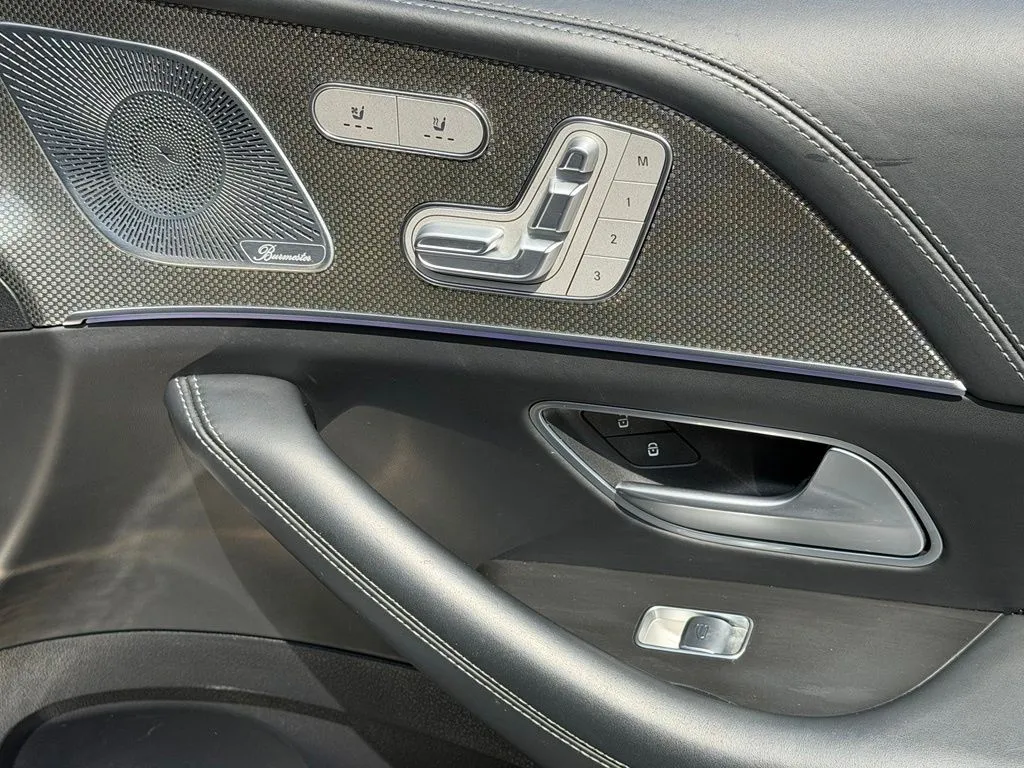 Mercedes-Benz GLE photo 33