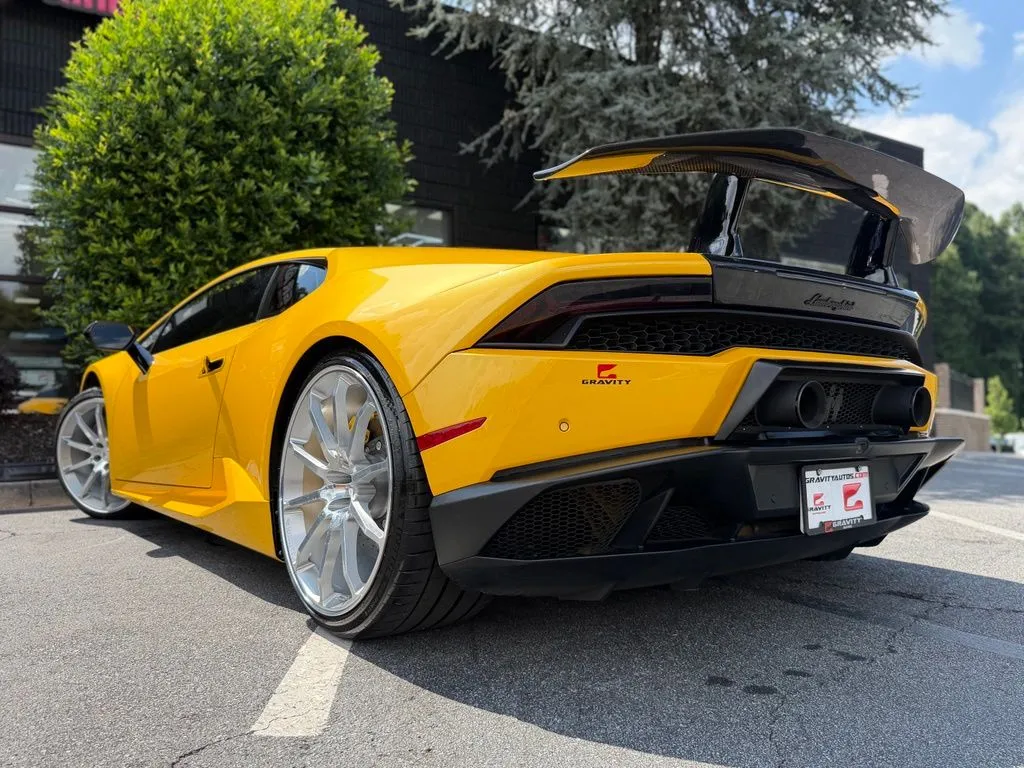 Lamborghini Huracan photo 20
