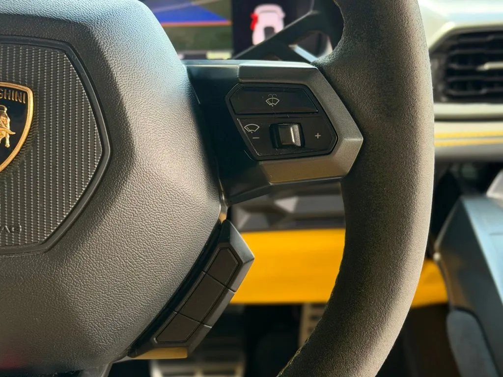 Lamborghini Huracan photo 41