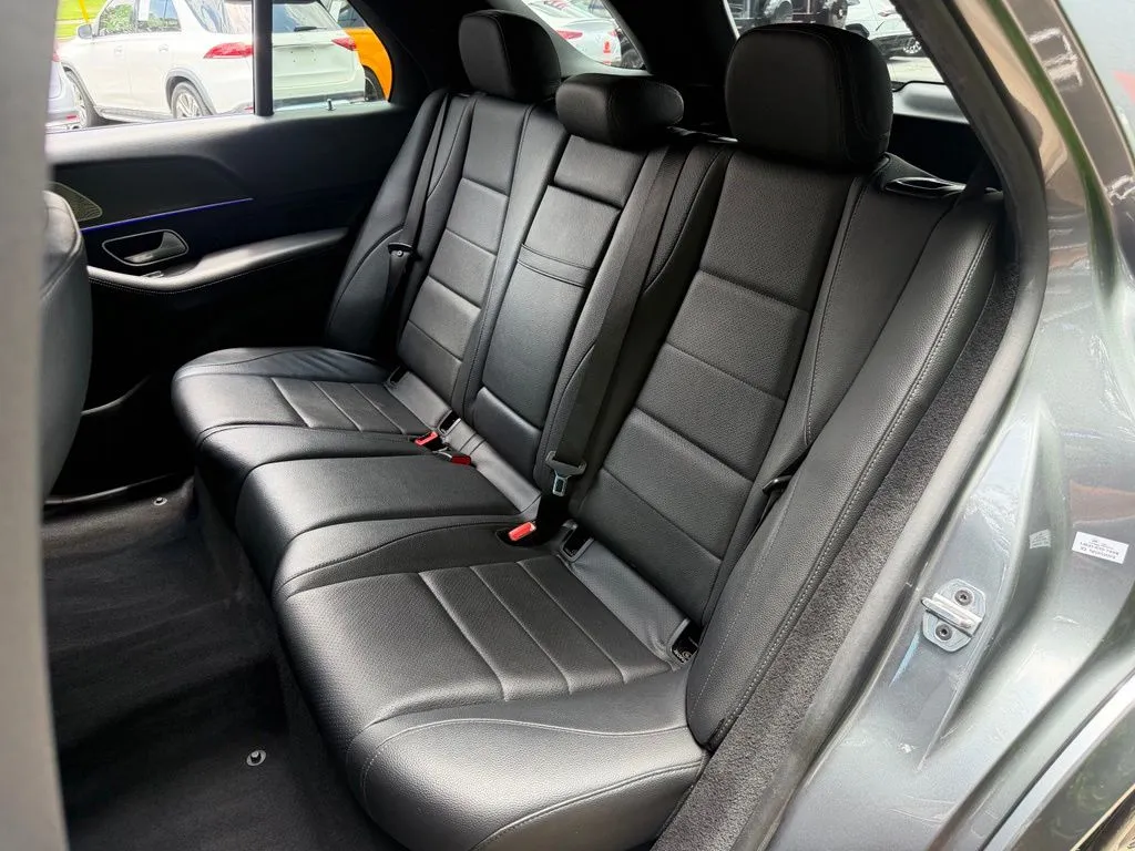 Mercedes-Benz GLE photo 31