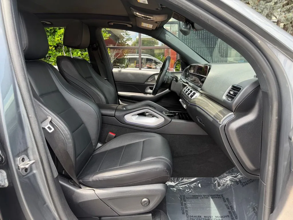 Mercedes-Benz GLE photo 33