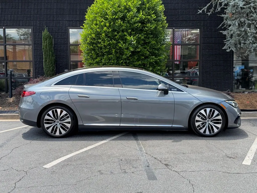 Mercedes-Benz EQE photo 19