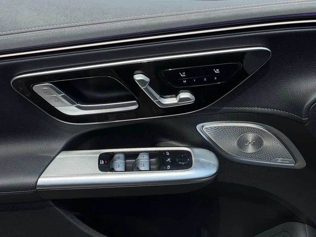 Mercedes-Benz EQE photo 27