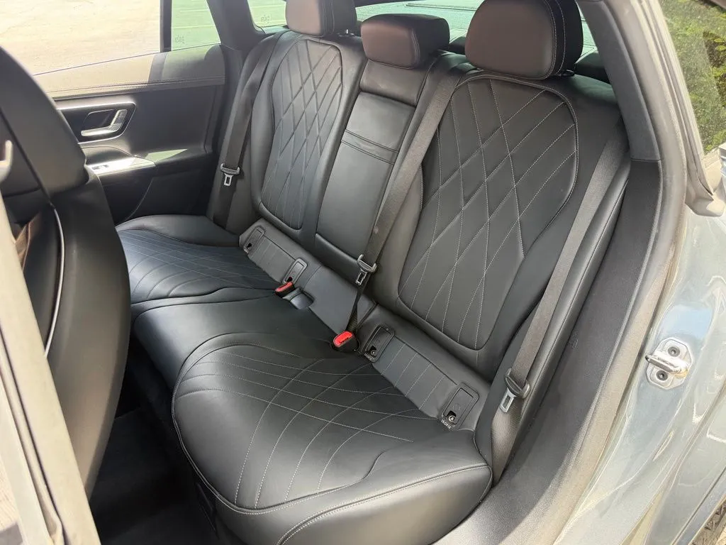 Mercedes-Benz EQE photo 29