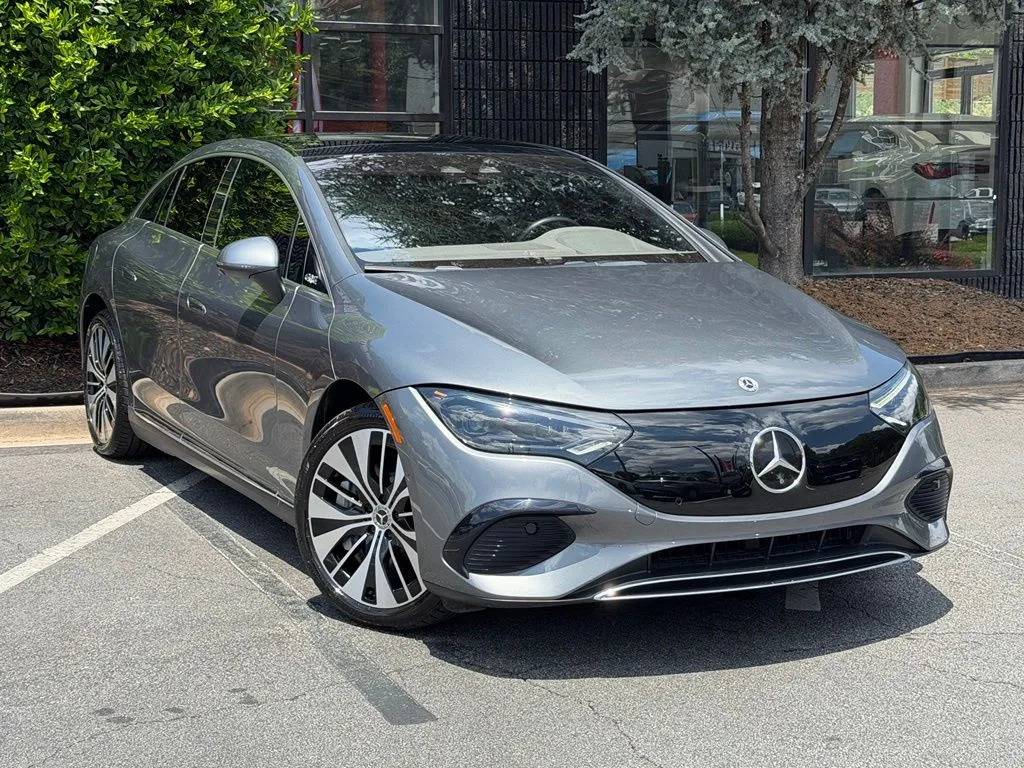 Mercedes-Benz EQE photo 6
