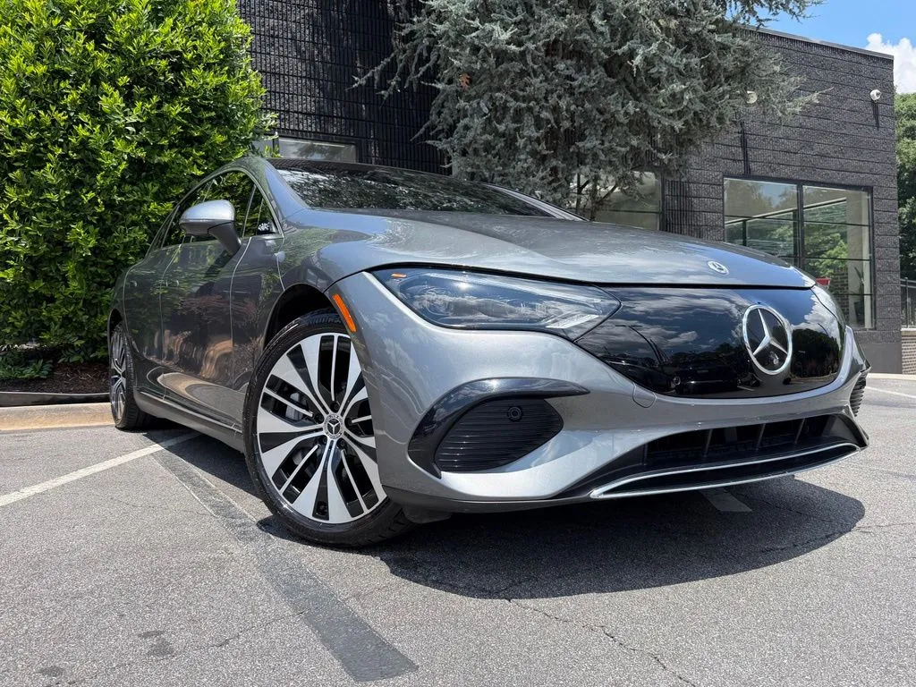 Mercedes-Benz EQE photo 7
