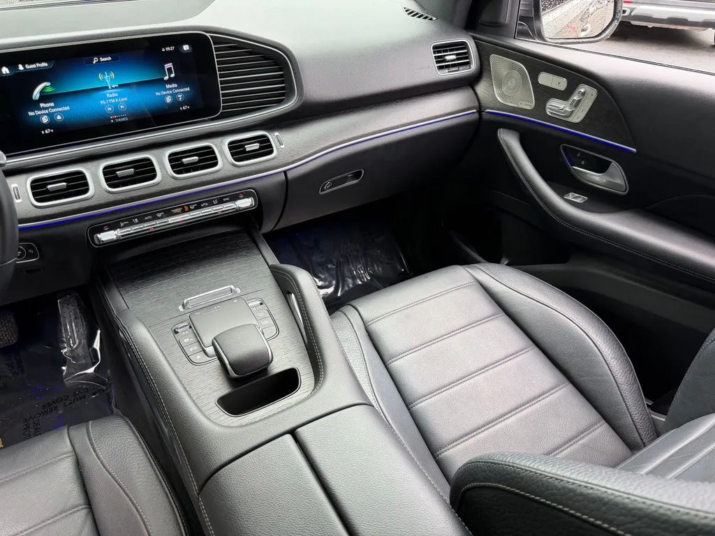Mercedes-Benz GLE photo 39
