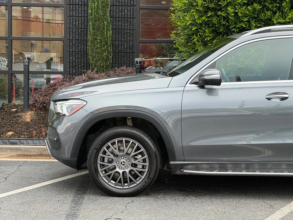 Mercedes-Benz GLE photo 8