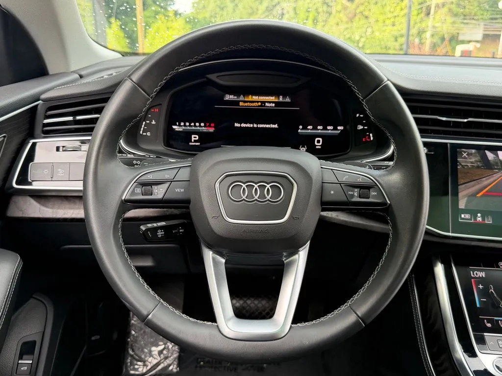 Audi Q8 photo 43