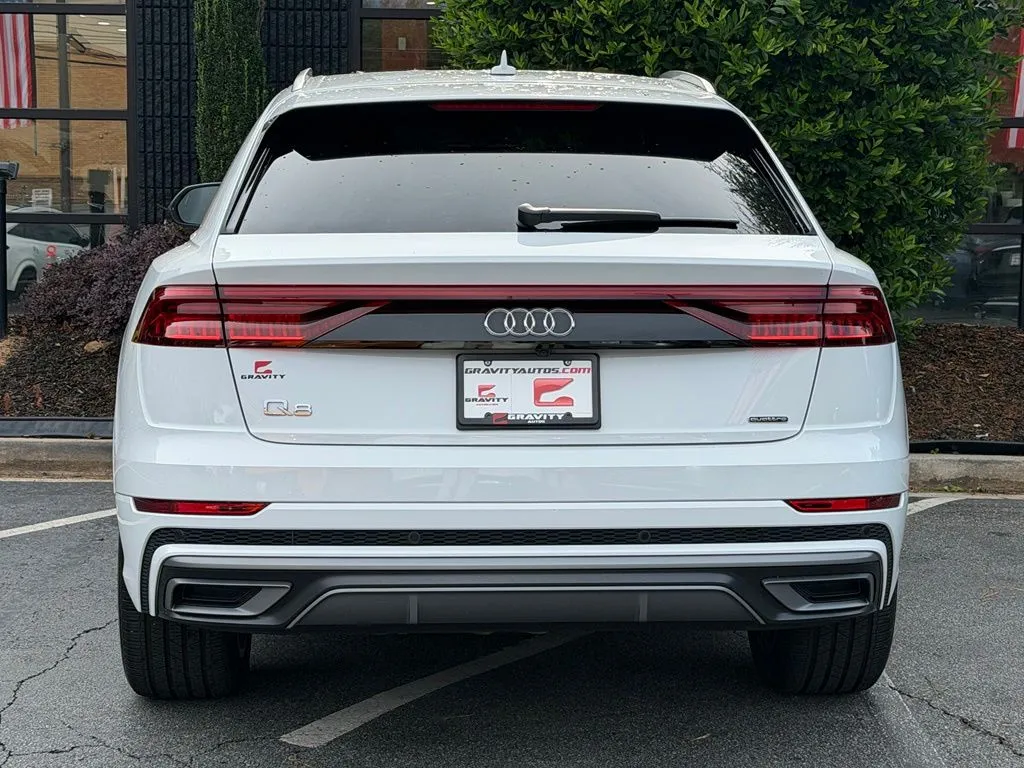 Audi Q8 photo 14