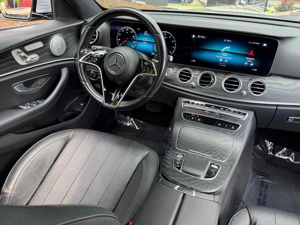 Mercedes-Benz E-Class photo 42