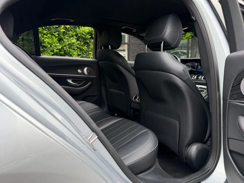 Mercedes-Benz E-Class photo 39