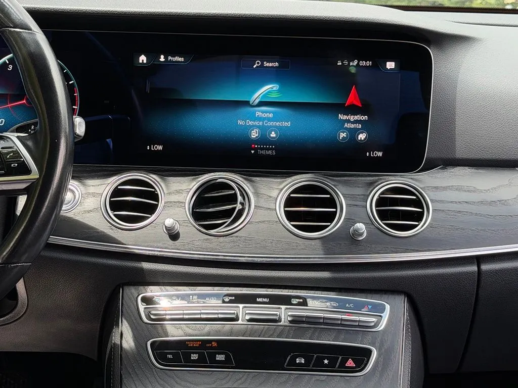 Mercedes-Benz E-Class photo 48
