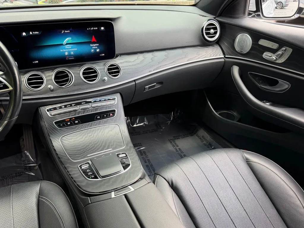 Mercedes-Benz E-Class photo 43