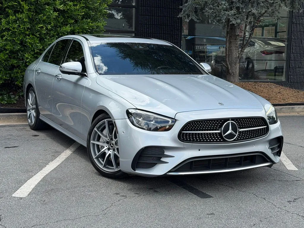 Mercedes-Benz E-Class photo 7