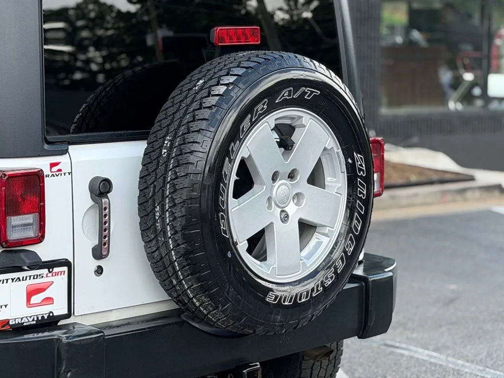 Jeep Wrangler JK photo 15