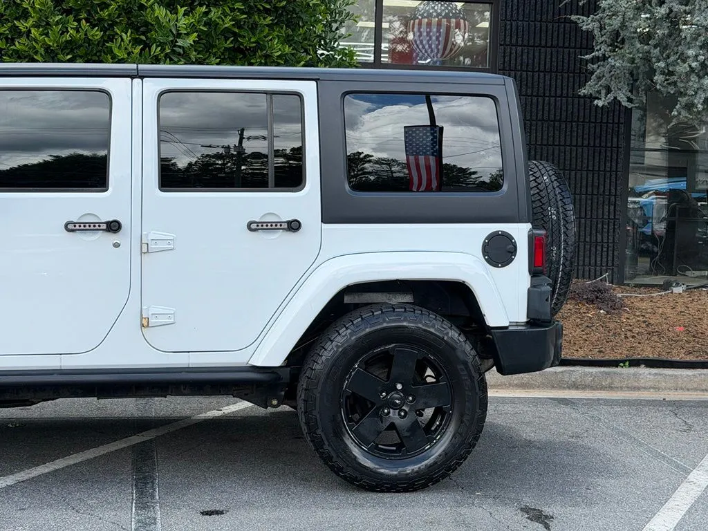 Jeep Wrangler JK photo 11