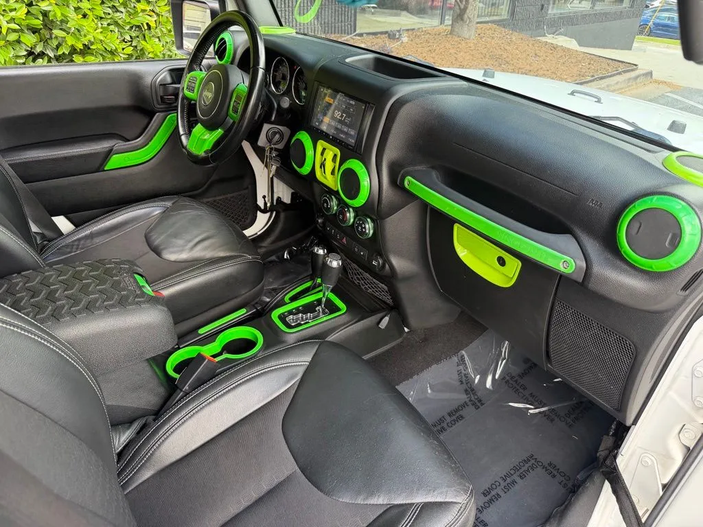 Jeep Wrangler JK photo 31