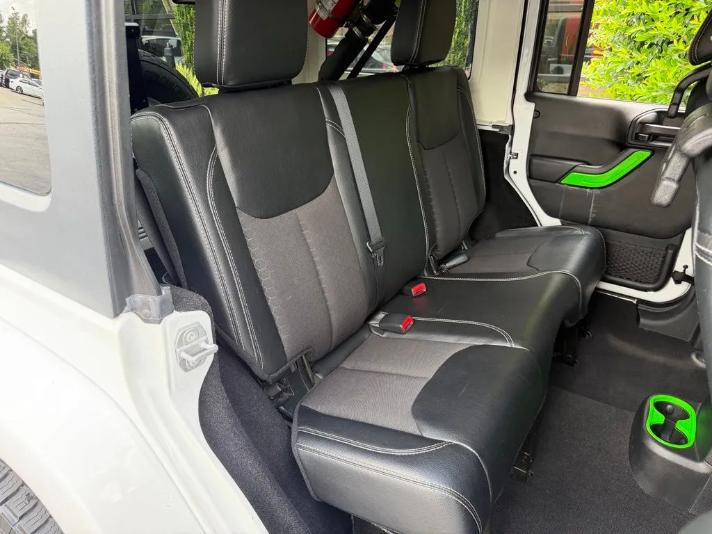 Jeep Wrangler JK photo 37