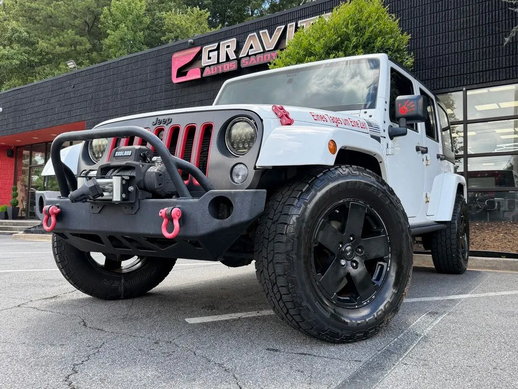 Jeep Wrangler JK photo 2