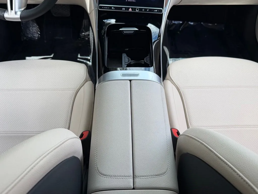Mercedes-Benz C-Class photo 73