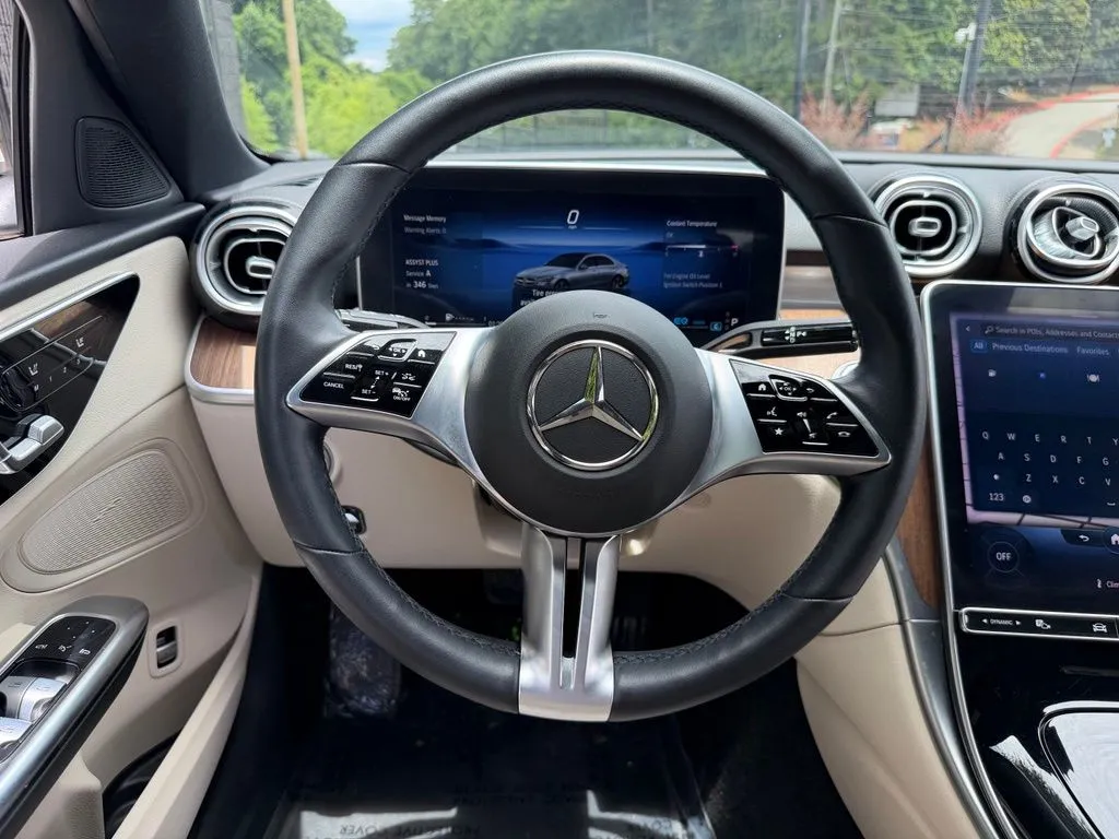 Mercedes-Benz C-Class photo 42