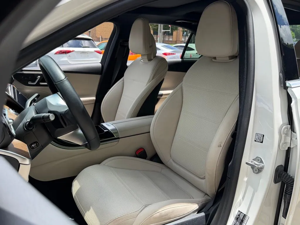 Mercedes-Benz C-Class photo 52