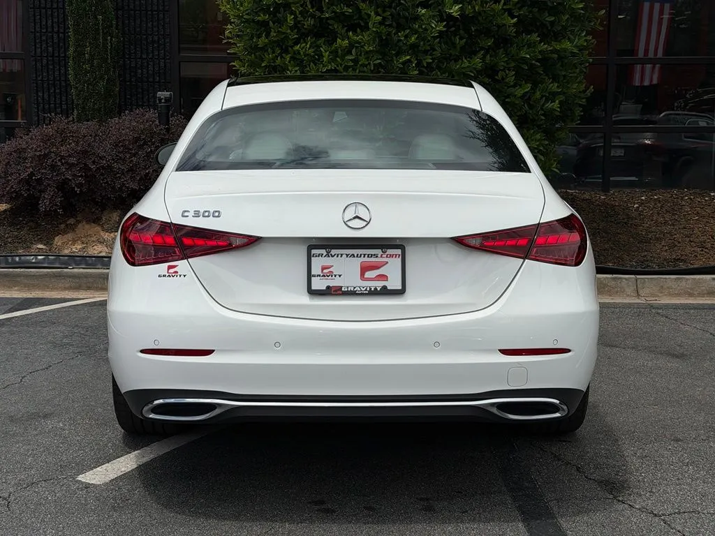 Mercedes-Benz C-Class photo 14