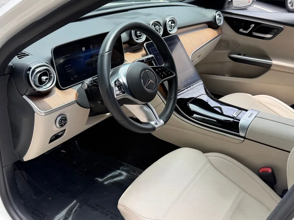 Mercedes-Benz C-Class photo 24