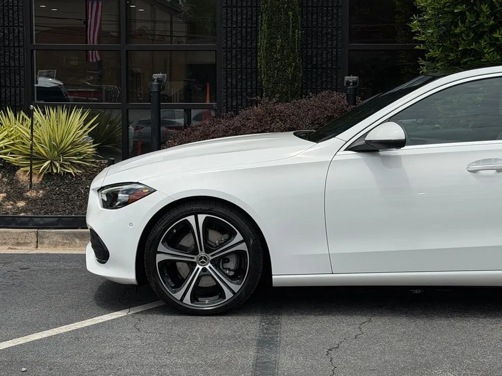 Mercedes-Benz C-Class photo 10