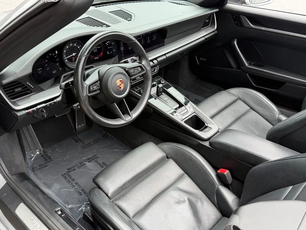 Porsche 911 photo 22