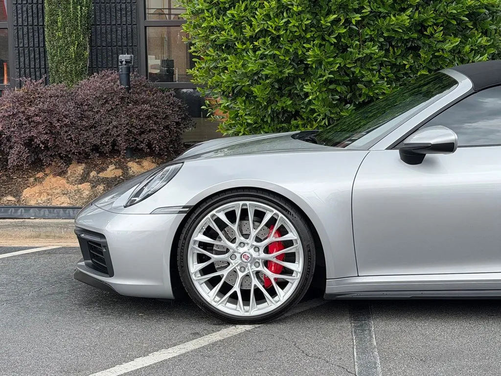 Porsche 911 photo 10