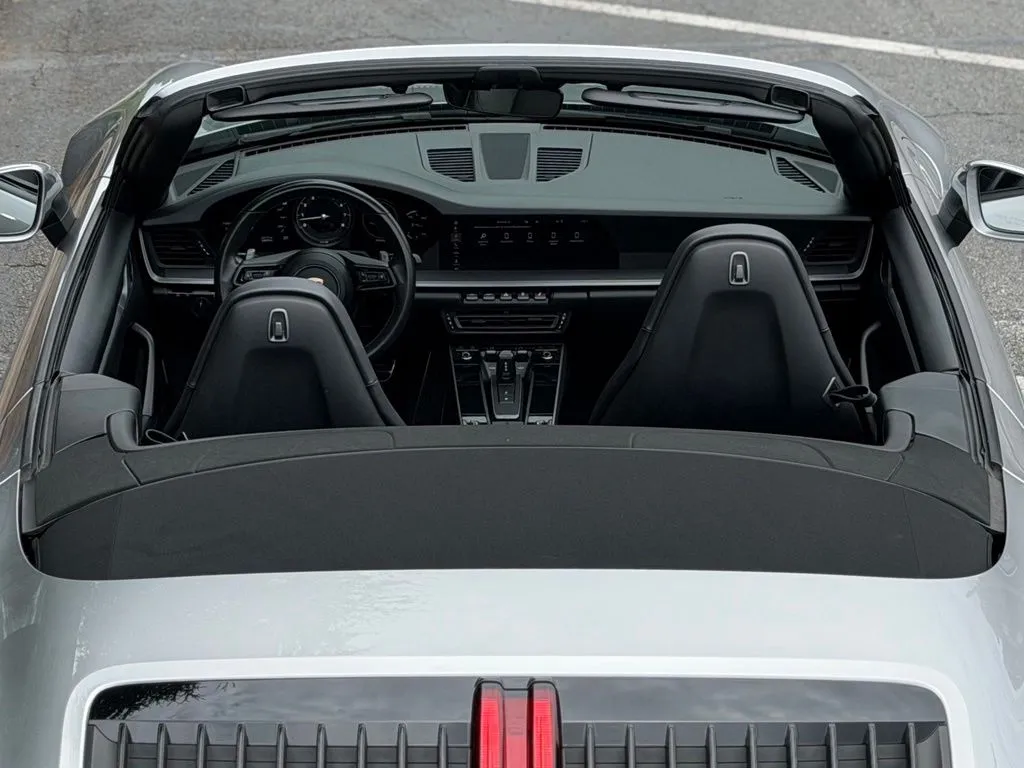 Porsche 911 photo 43