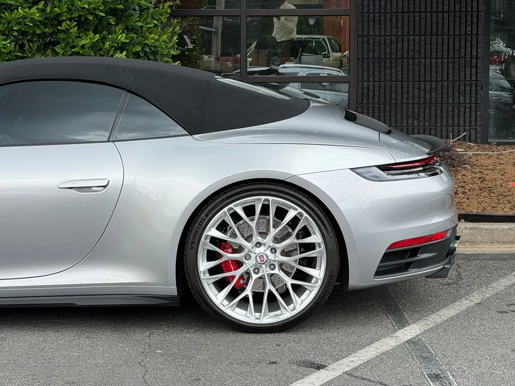 Porsche 911 photo 11