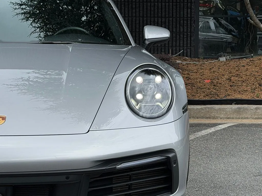 Porsche 911 photo 5