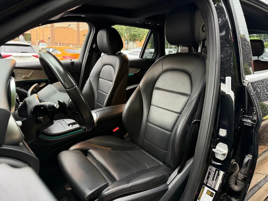 Mercedes-Benz GLC photo 26